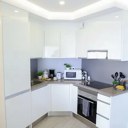 Luxury In By Altamarhomes *