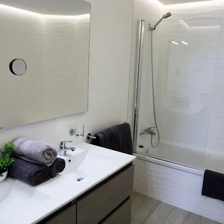 Luxury In By Altamarhomes Apartment