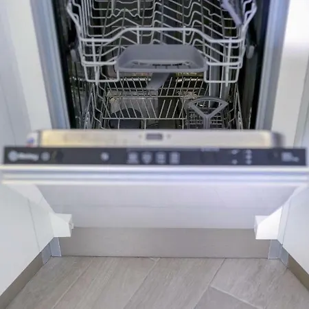 Luxury In By Altamarhomes Apartment